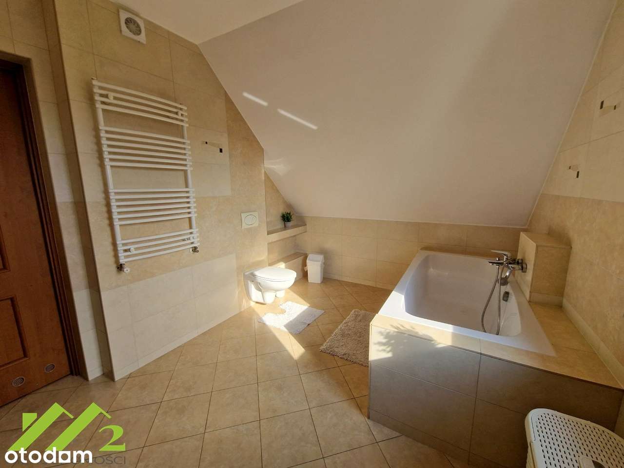 Dom, 139 m², Łukęcin-3