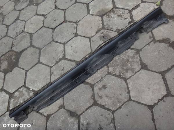 LISTWA NAKŁADKA PROGU PRAWA PRÓG BMW E38 LIFT - 1