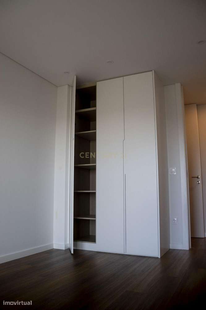 T3 novo em Braga, onde conforto, elegância e qualidade de vida se enco-13