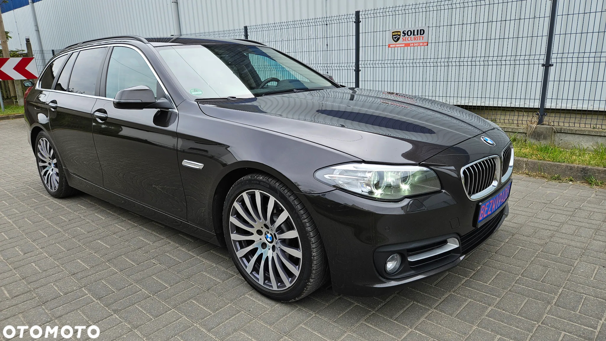 BMW Seria 5 520d Luxury Line - 4