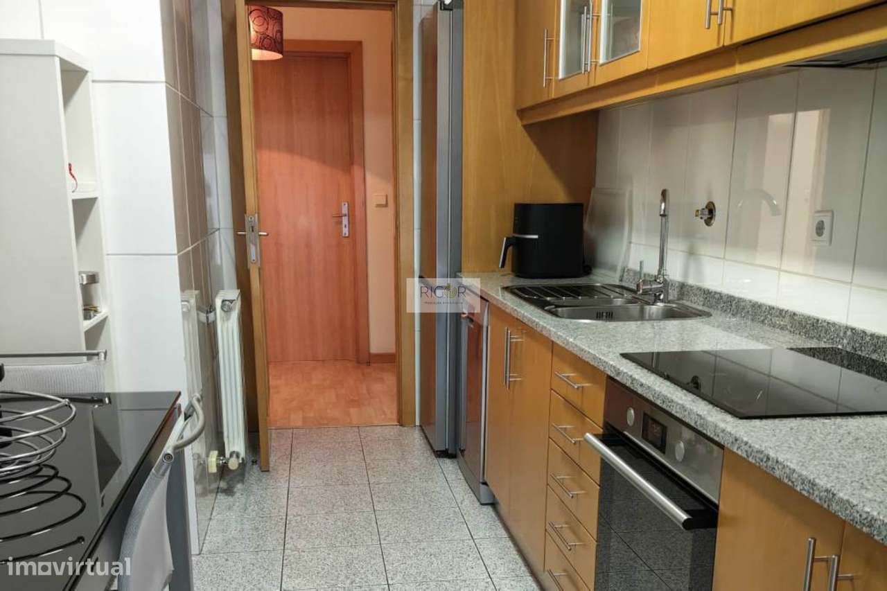 T3 junto ao Metro, a 980mts da praia de Matosinhos-6