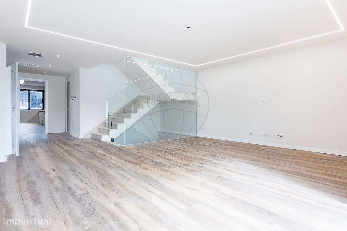 Moradia T4 para venda - Grande imagem: 4/48