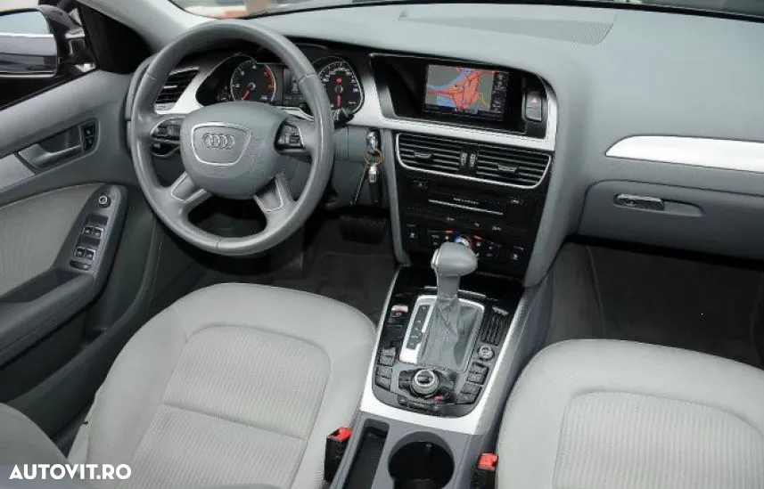 Audi A4 Avant 2.0 TDI Multitronic - 5