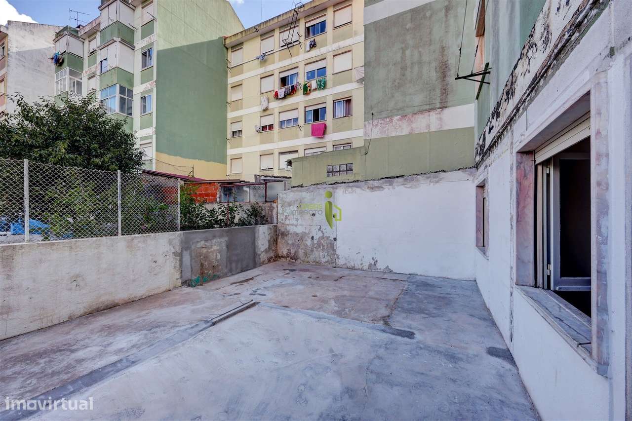 Apartamento T3 com terraço em Agualva-Cacém-25