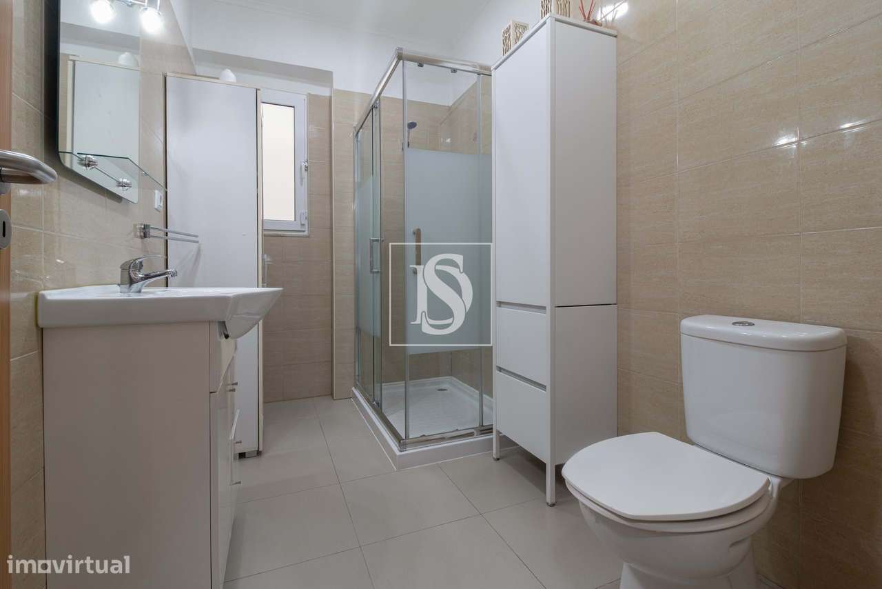 Moradia T2 com Quintal e Terreno Extra | Baixa da Banheira-7