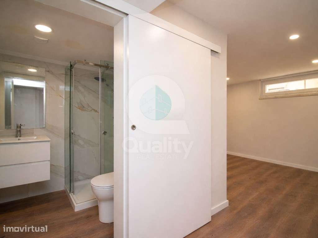 T3 remodelado no centro do Barreiro-24