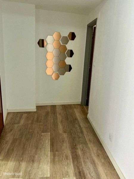 T1 amplo com vista de mar a 5 min da estação de Paço de Arcos - Grande imagem: 5/12