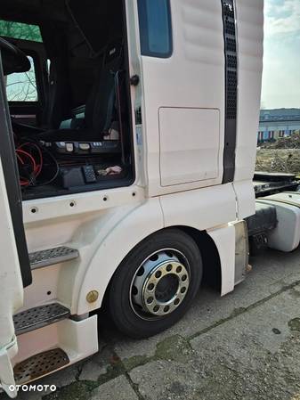 MAN TGX - 8