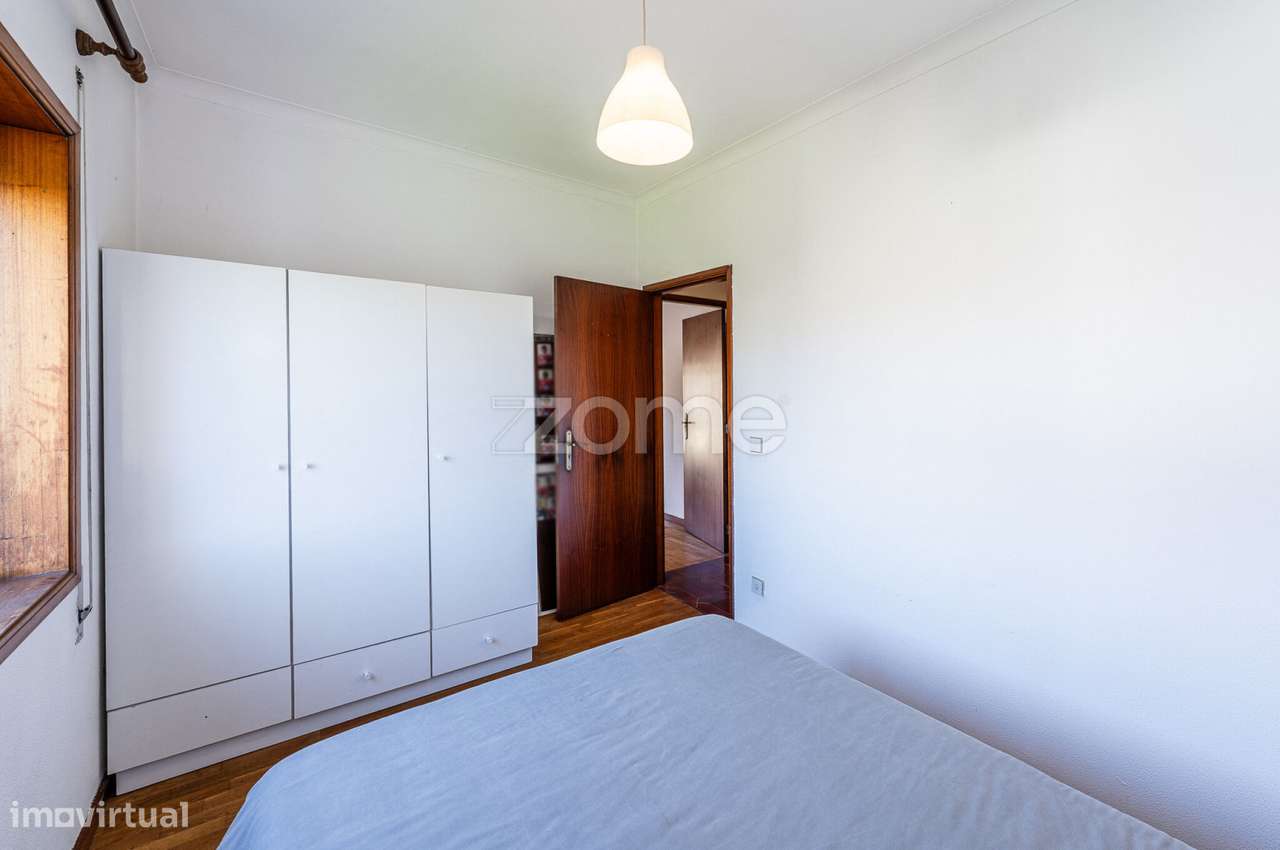 Apartamento T3 em Ermesinde com garagem Box-20