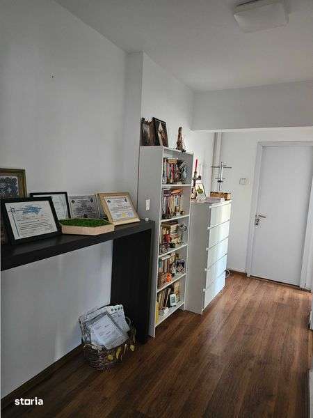 Piata Iancului, inchiriez birou semicentral (15 mp) - Imagine principală: 4/8