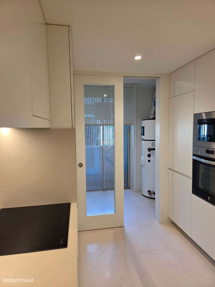 Apartamento T1 na Zona de Damião de Gois-4