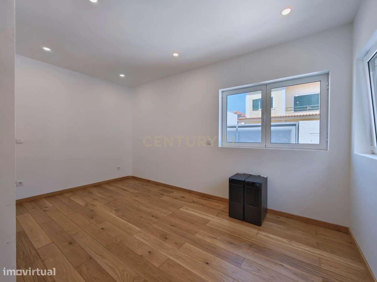 Moradia Contemporânea T3 + Escritório, com Jardim e Painéis Solares em-28