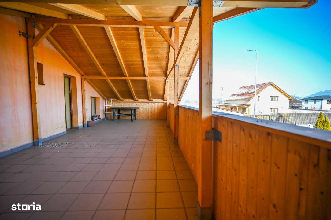 Casa Sanpetru | Casa 5 camere | Destinatii Multiple | - Imagine principală: 4/18