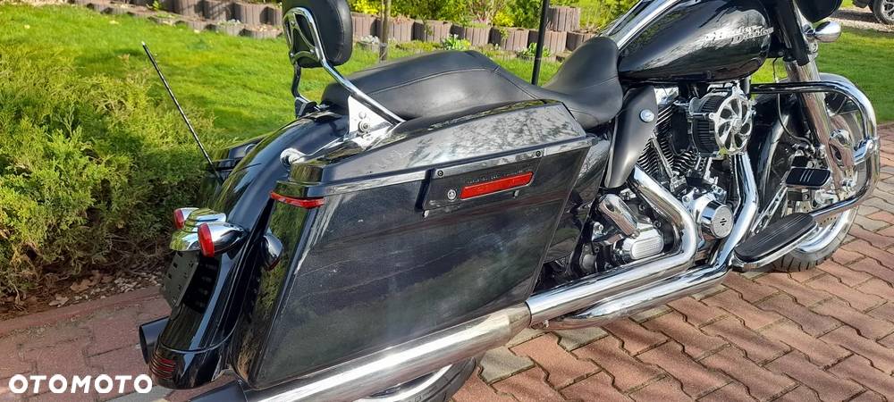 Harley-Davidson Touring Street Glide - 5