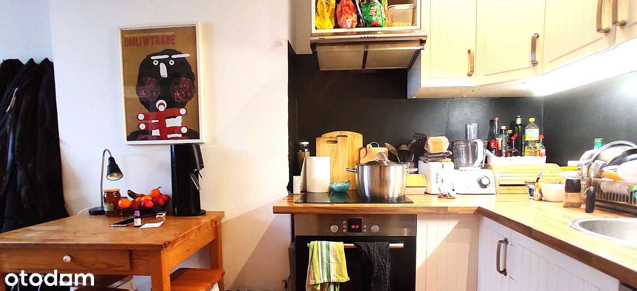 Plac Komuny Paryskiej, kamienica modernistyczna, 2 balkony-8