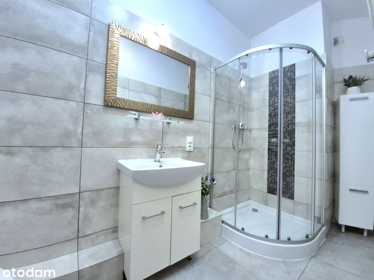 GROCHÓW / KAWALERKA / NOWE/ WYSOKIE / CZYNSZ-100 zł.-6