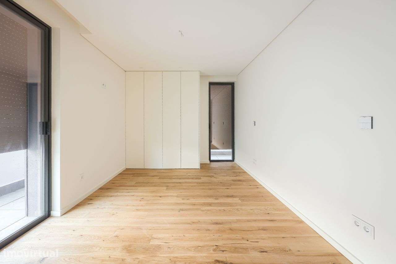 Apartamento T2+1 com varandas novo em Aveiro - Grande imagem: 5/16