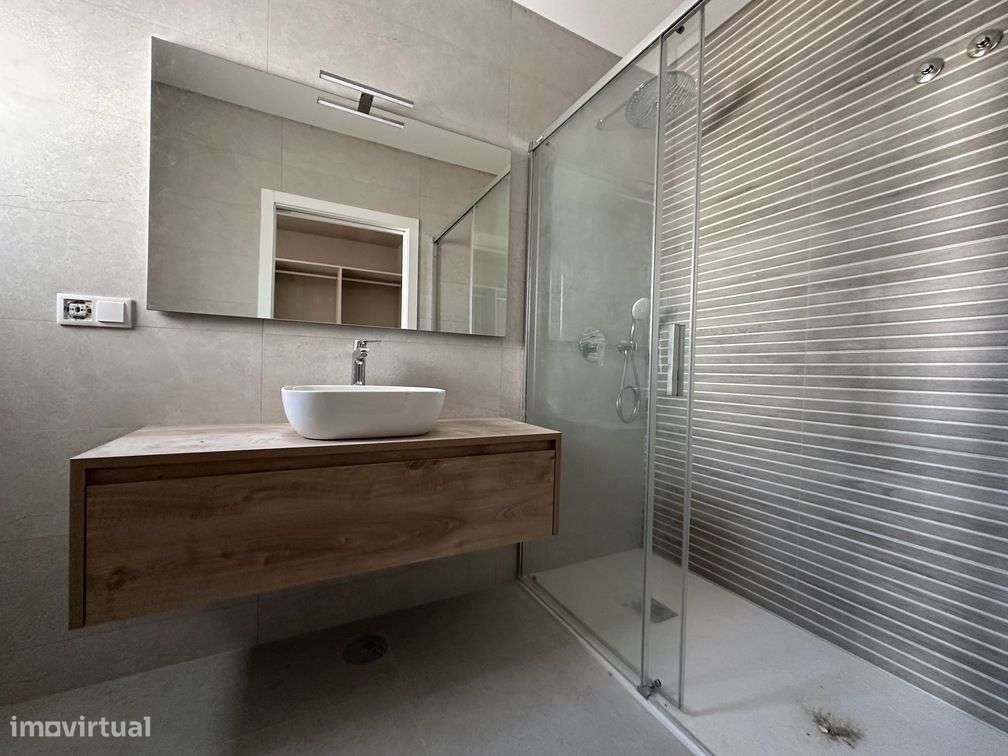 Moradia térrea NOVA T3+1 próximo das praias da Ericeira - Grande imagem: 5/17