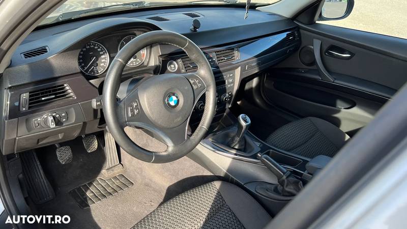 BMW Seria 3 318d DPF Edition Exclusive - 5