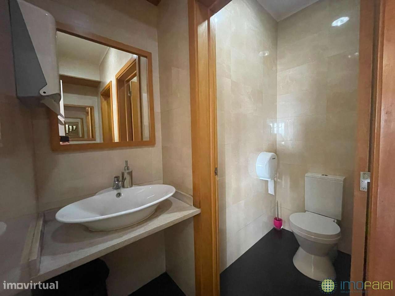 Negócio/Habitação T2-30