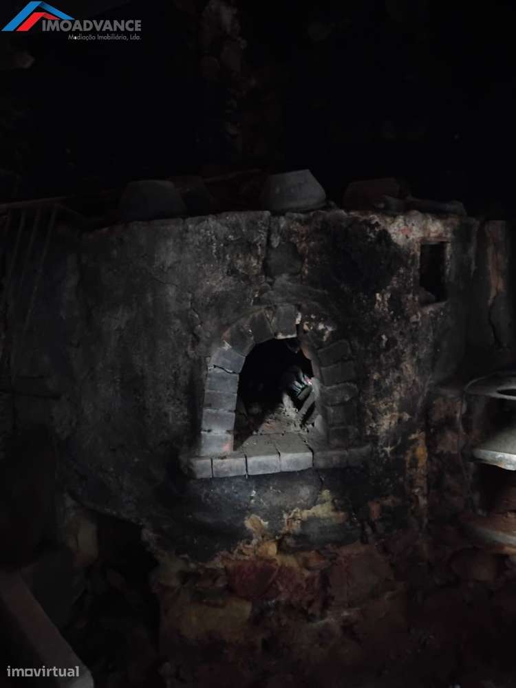 Casa centenária situada numa aldeia no concelho de Penacova, Coimbra-36