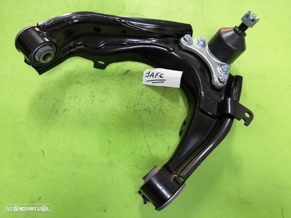 Braços da suspensão de cima Isuzu D-Max 2012-- NOVOS - 1