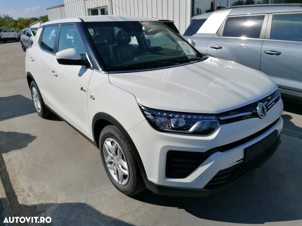 Nou SsangYong Tivoli - 18 499 EUR, 1 km, 2022 - autovit.ro