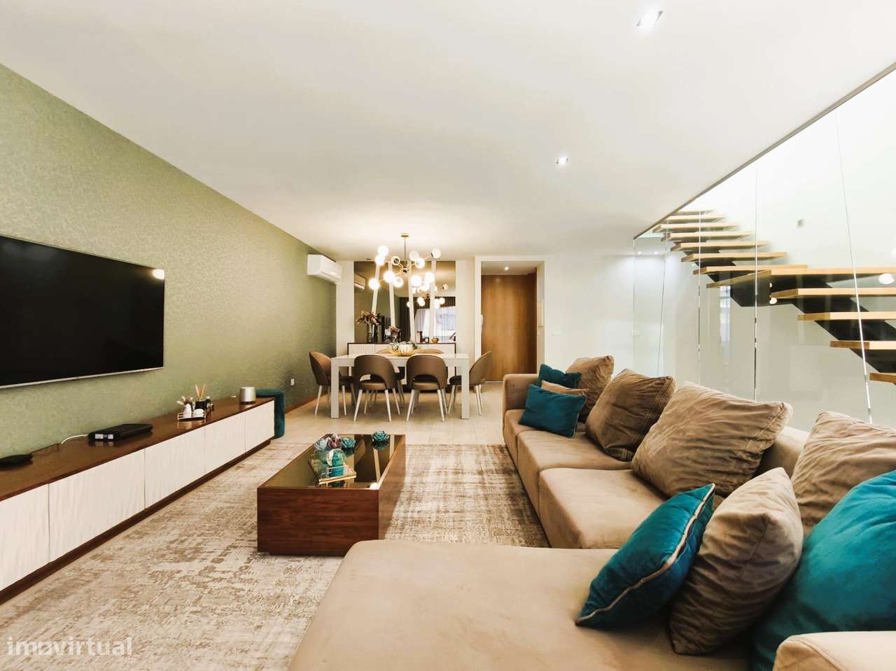 Moradia T3+1 (Centro Póvoa de Varzim a 300m da praia) - Grande imagem: 5/41