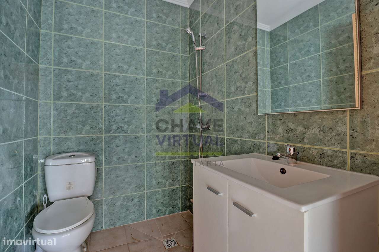 Moradia V1 c/ Sótão Amplo e Terraço Peral - Cadaval-8