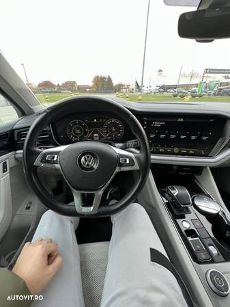 Volkswagen Touareg 3.0 V6 TDI 4Motion DPF Automatik Elegance - 12