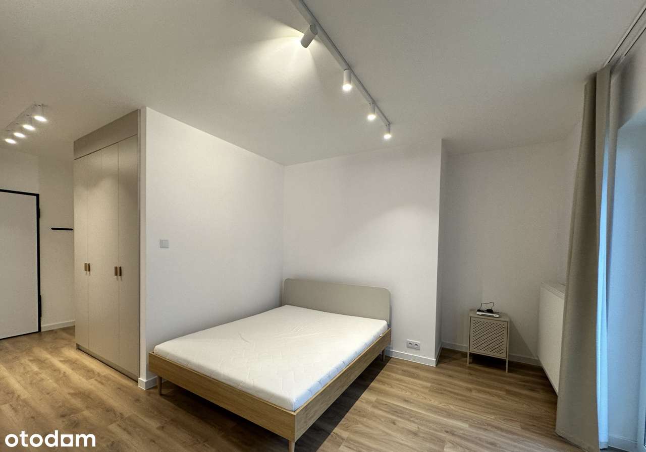 WŁOCHY | KAWALERKA | GOTOWA DO WPROWADZENIA - Pełny obrazek: 4/9