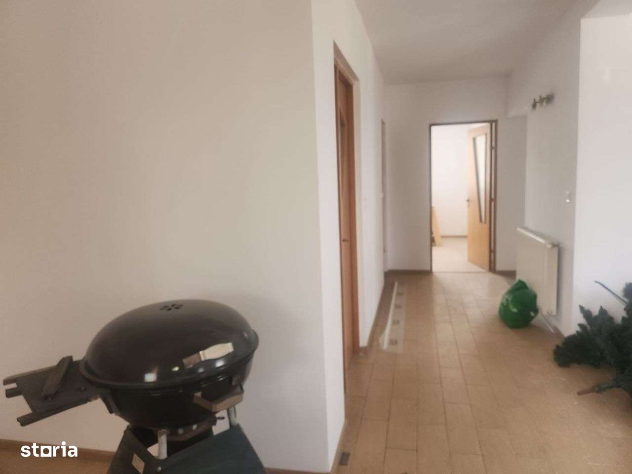 Apartament 3 camere de vanzare Valea Geamana - Imagine principală: 5/9