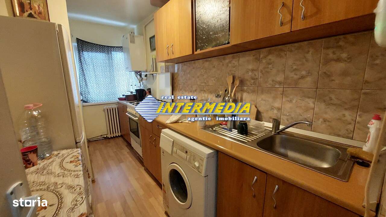 Inchiriere Garsoniera in CETATE mobilata si utilata - Imagine principală: 4/5