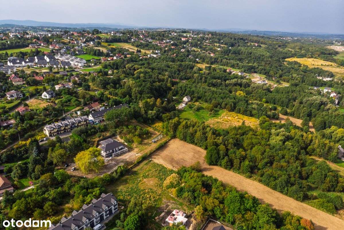 Widokowa działka budowlana w Wieliczce-3