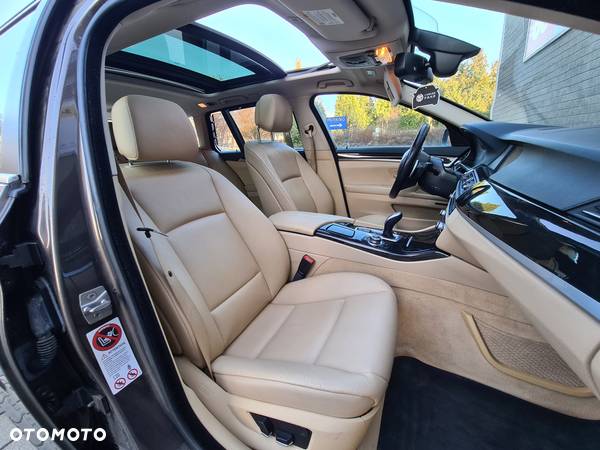 BMW Seria 5 520d xDrive Touring Luxury Line - 7