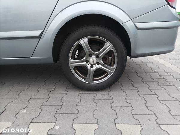 Opel Astra III 1.3 CDTI - 10
