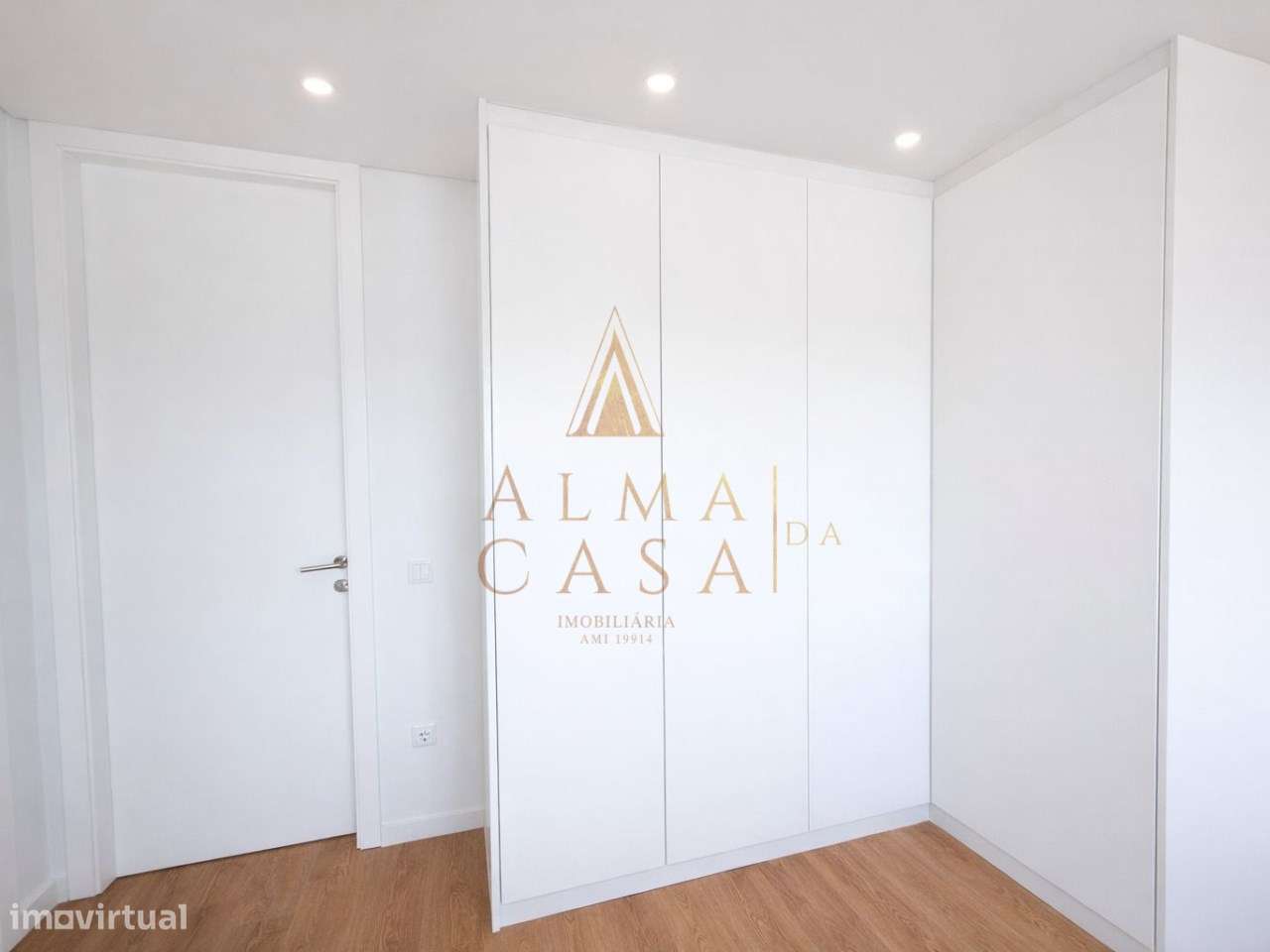 Apartamento T2 | Novo | Rio Tinto | Pronto Habitar-12