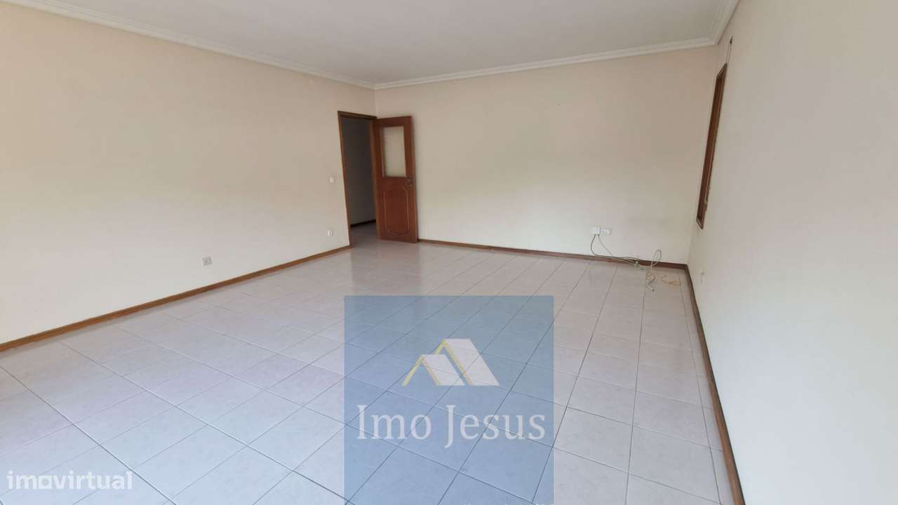 Apartamento T3 Laborim-3
