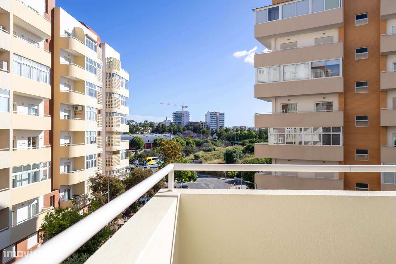 Apartamento T2 na Urbanização da Raminha em Portimão!-36