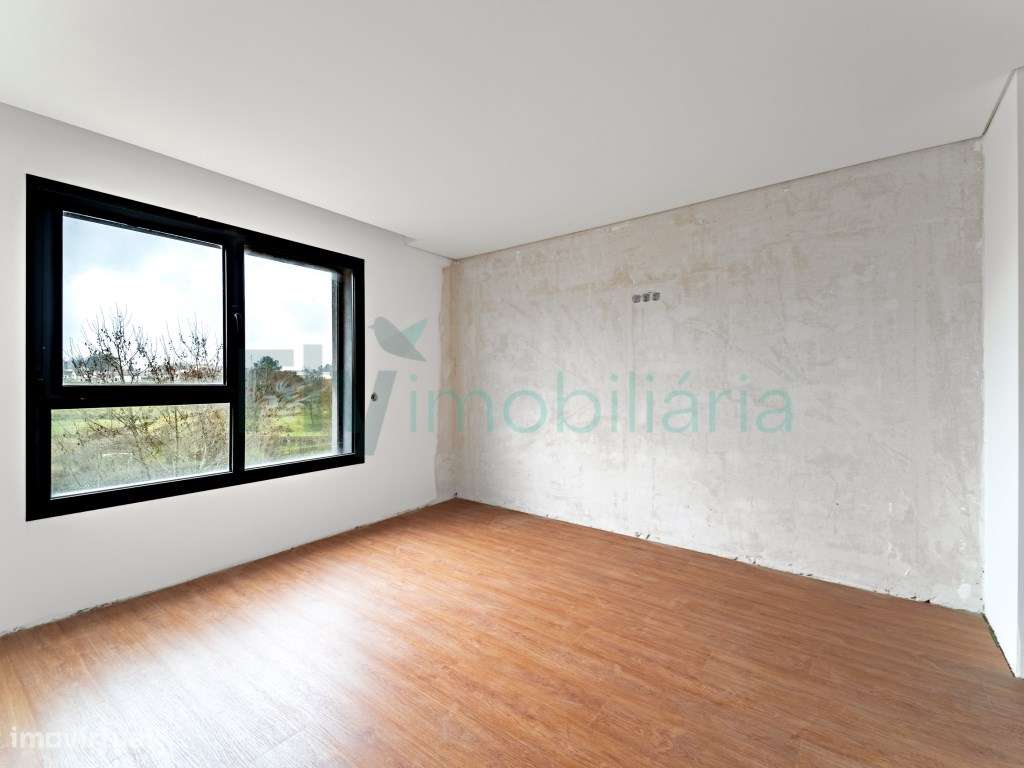 Apartamento T3 com excelente áreas em Lousada-14