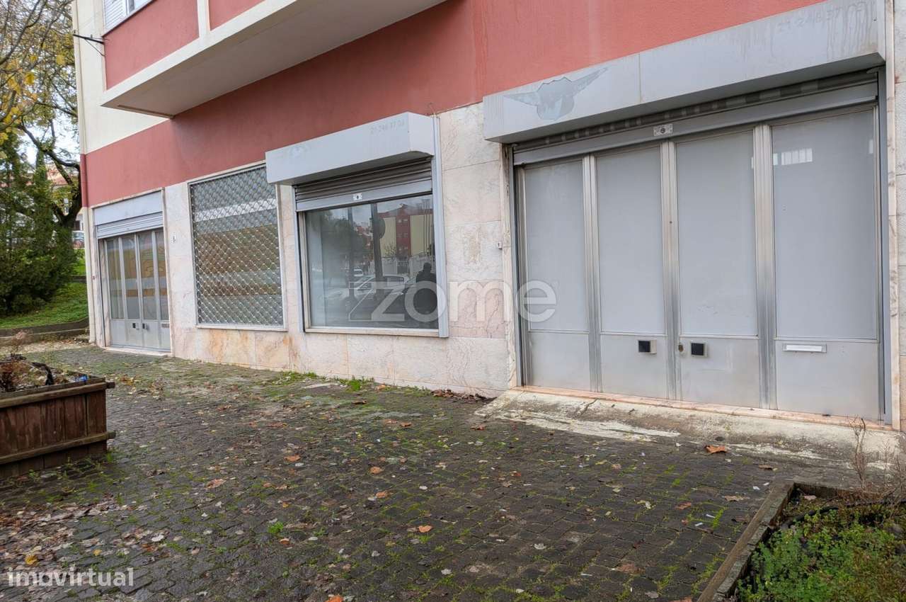 Armazém para Arrendamento no Fanqueiro – Loures Excelente Localizaç... - Grande imagem: 3/21