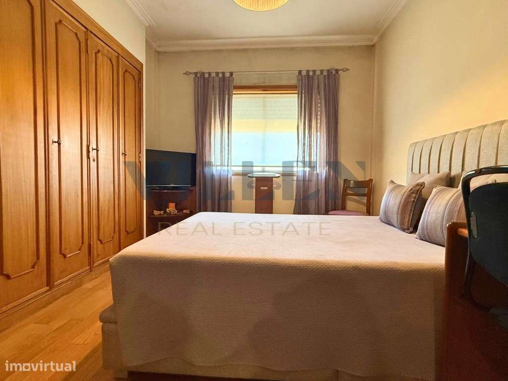 Apartamento T3 no Centro da Trofa com Garagem-14
