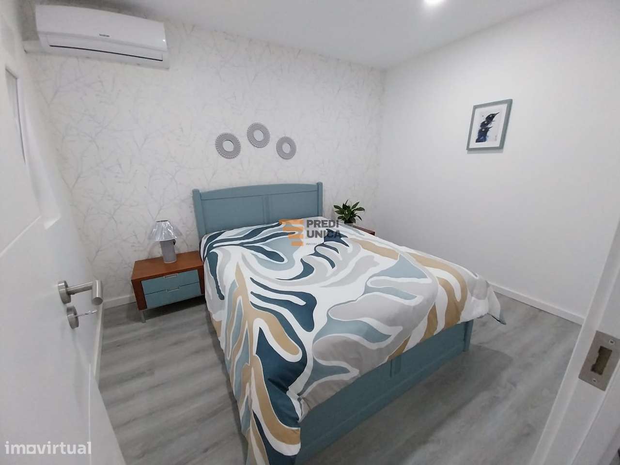 Moradia  T1 totalmente renovada-14