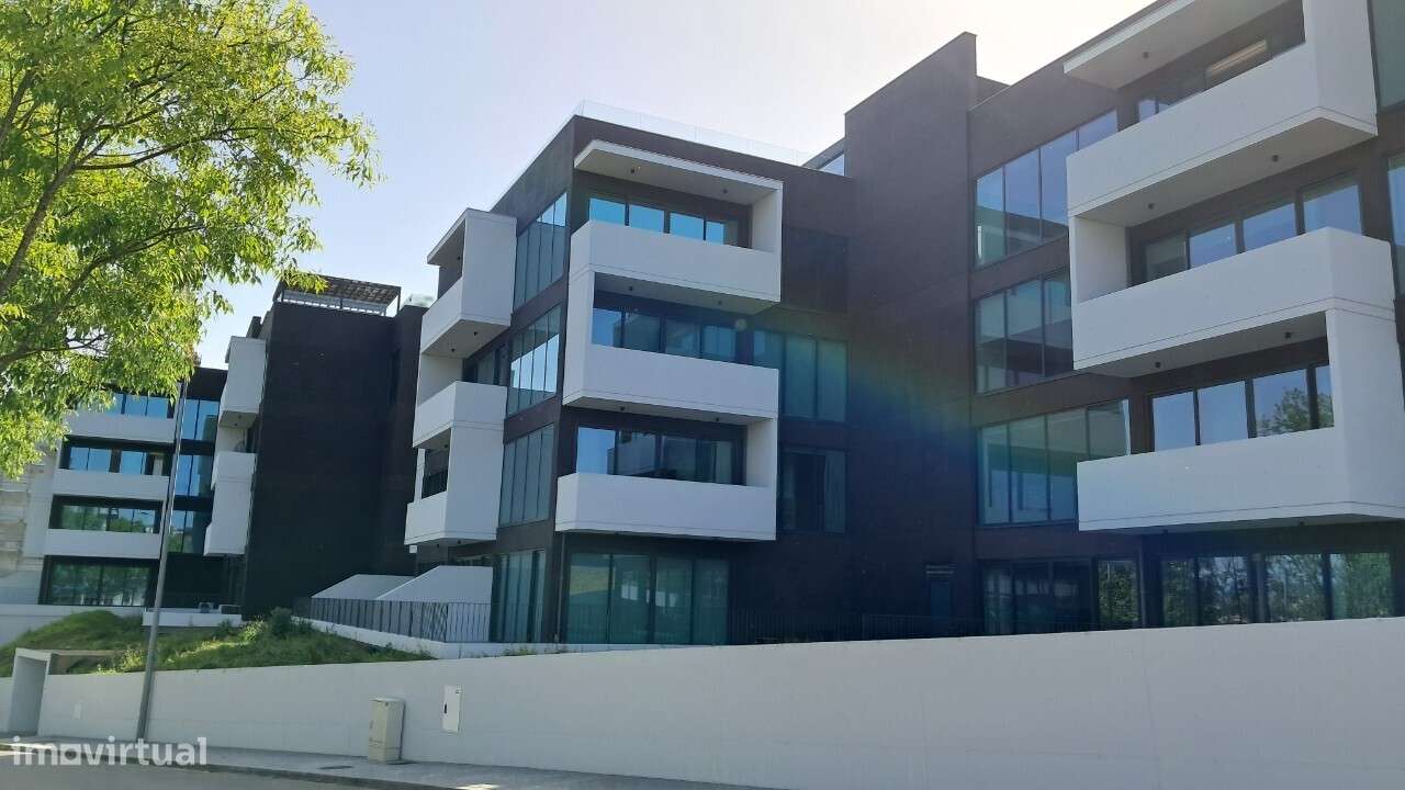 Apartamento T1, em São João da Madeira-11