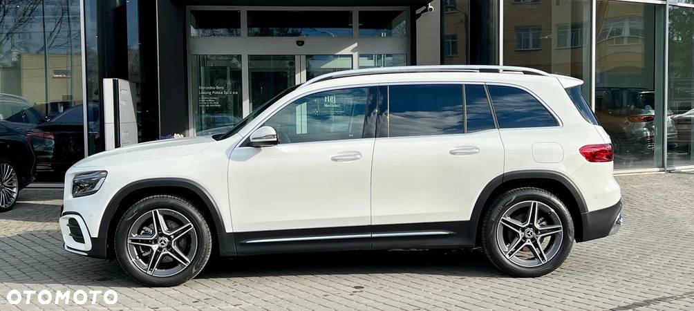 Mercedes-Benz GLB 200 AMG Line 7G-DCT - 5