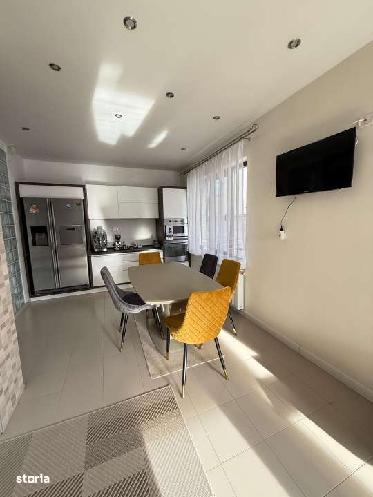 De vanzare - casa individuala in Dumbravita, langa padure | Comison 0 - Imagine principală: 5/19