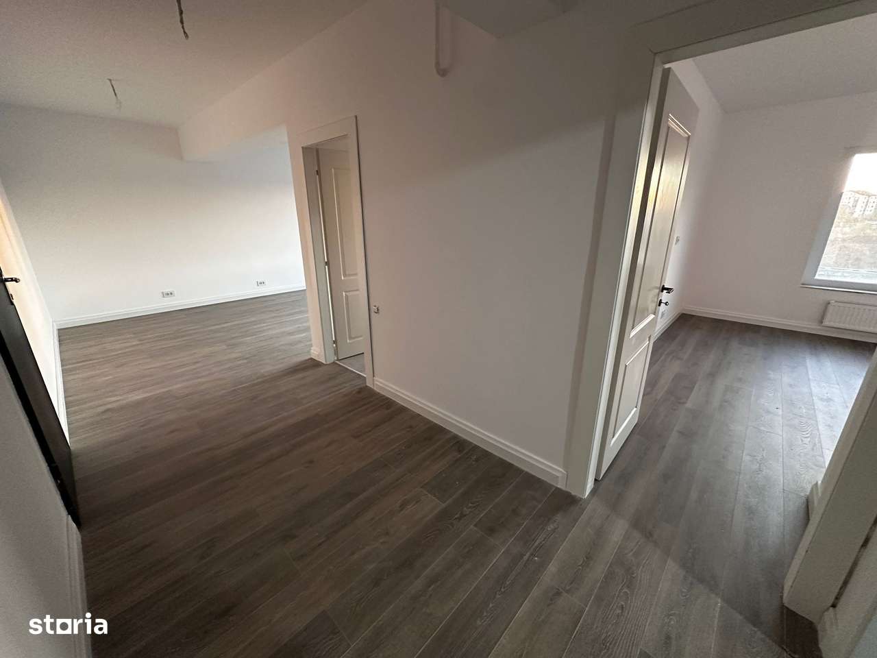 2 Camere 10min Metrou Petrache Poenaru Lake House Virtutii Lacul Morii - Imagine principală: 1/13