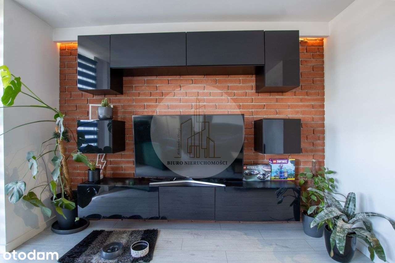 Mieszkanie po generalnym remoncie 53 m² w centrum-0