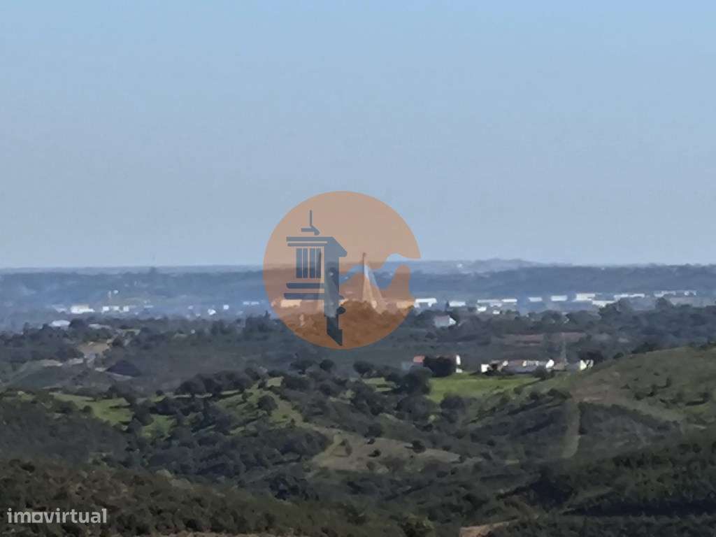 TERRENO COM 99.400 M2 - VISTA MAR - POSSIBILIDADE DE CONSTRUÇÃO - H... - Grande imagem: 4/28