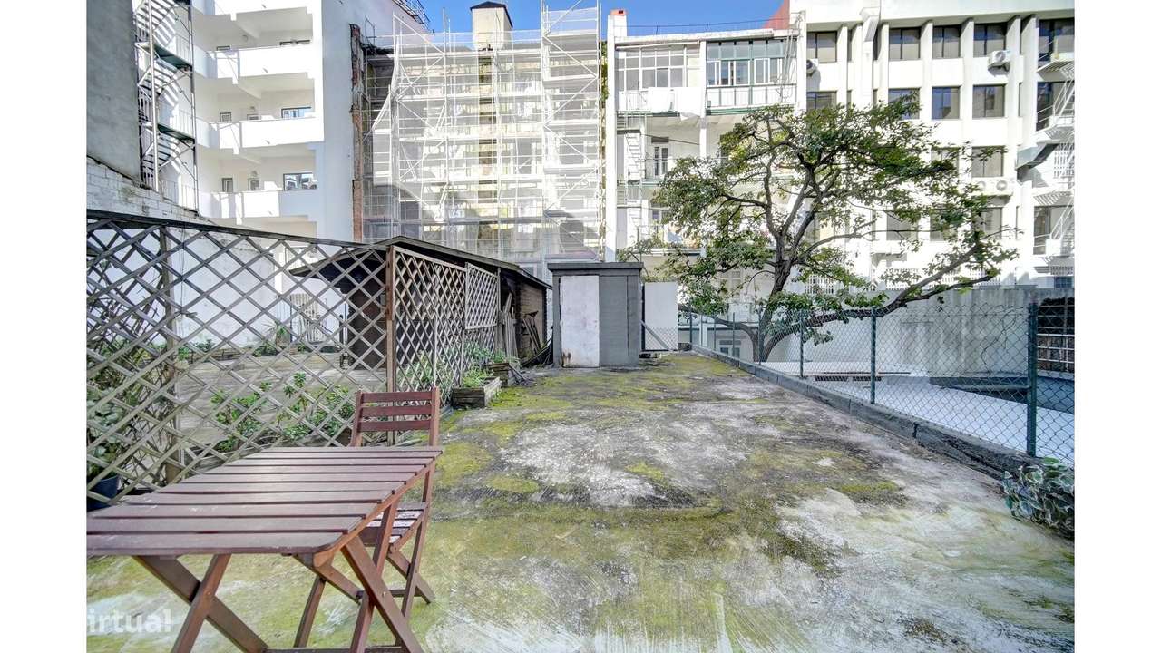 Apartamento T1 em Lisboa com terraço-10